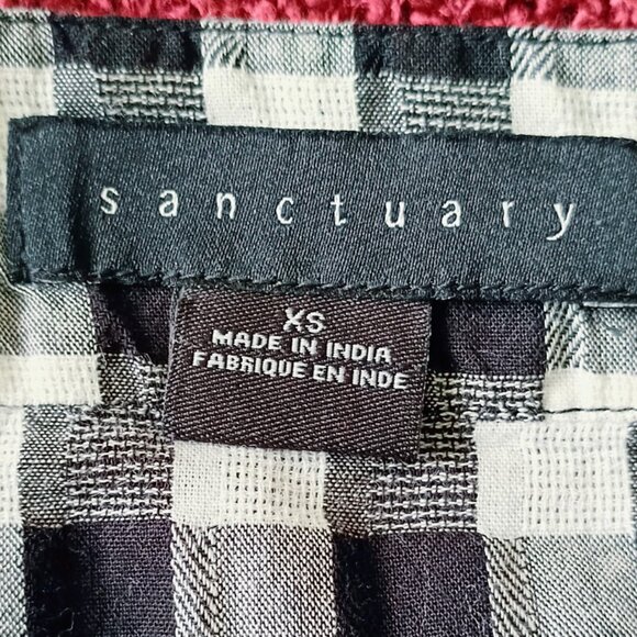 Beautiful and Stylish Sanctuary Top - Picture 12 of 15